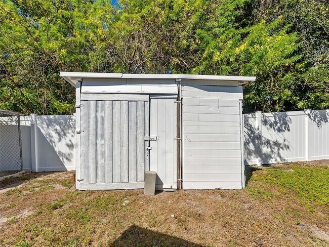 Building Photo - 4613 Irene Loop