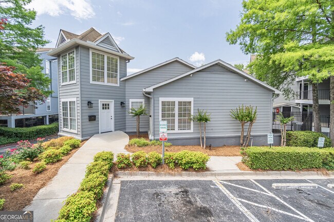 Building Photo - 547 Granville Ct