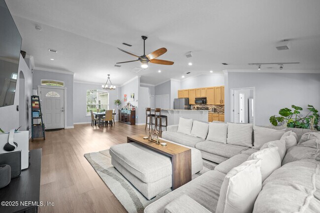 Building Photo - 8575 Crooked Tree Dr