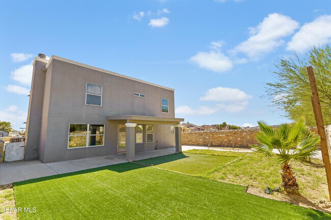 Building Photo - 10799 Walden Pond St