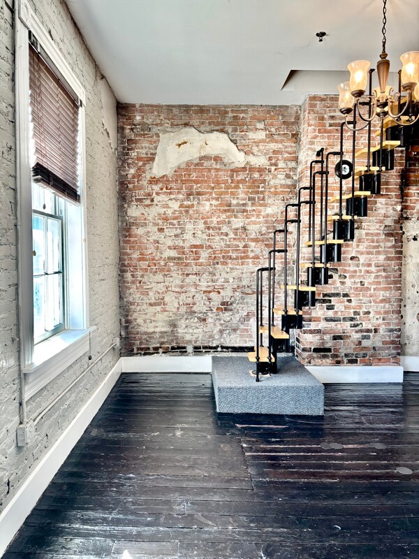 Building Photo - 206 State St