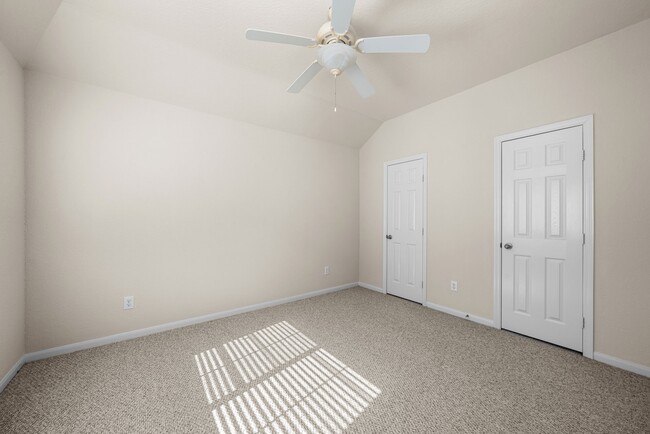 Building Photo - 1742 Pepper Hill Ln