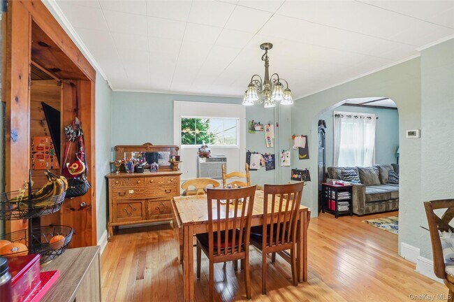 Building Photo - 241 N Highland Ave