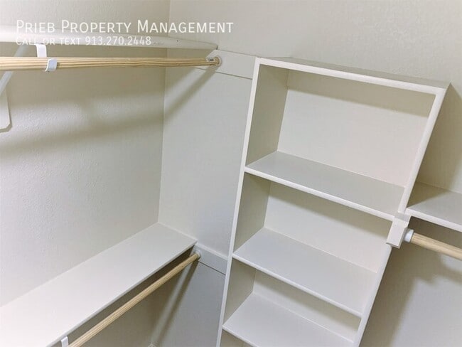 Building Photo - 21652 W 126th Terrace