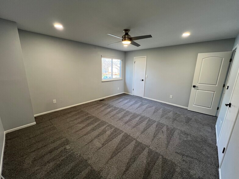 Building Photo - 4403 Valley Quail Blvd S