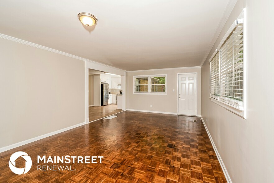 Building Photo - 1360 Orlando Cir NE