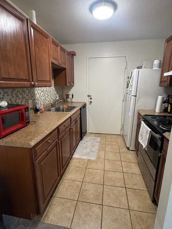 Building Photo - 59 Village Brook Ln