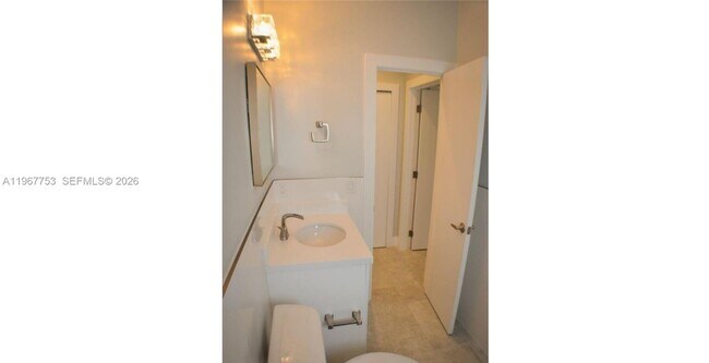 Building Photo - 1515 SW 65th Pl