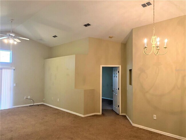 Building Photo - 418 Ashley Pl