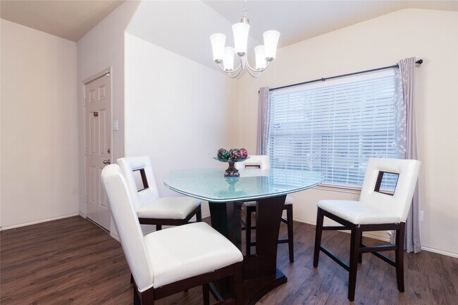 Building Photo - 24423 Raindrop Poppy Dr