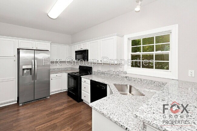 Building Photo - 3996 Kimberly Place