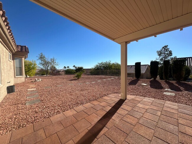 Building Photo - Charming 2-Bedroom Home in Sun City Summerlin