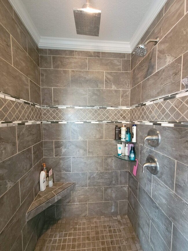 Building Photo - Exquisite Southern Living: 3BR/2BA Gem with Modern Touches, Fenced Yard, and Community Pool in Be...