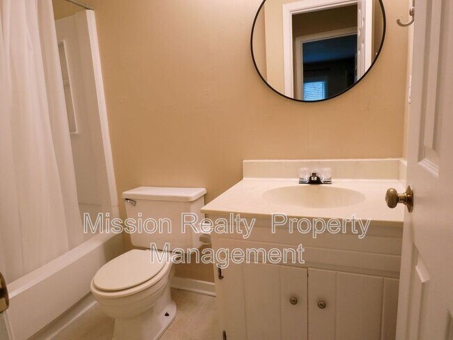 Building Photo - 13701 Arrowood Ct