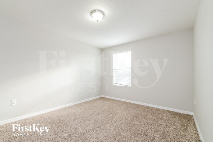 Building Photo - 4135 Lindever Ln