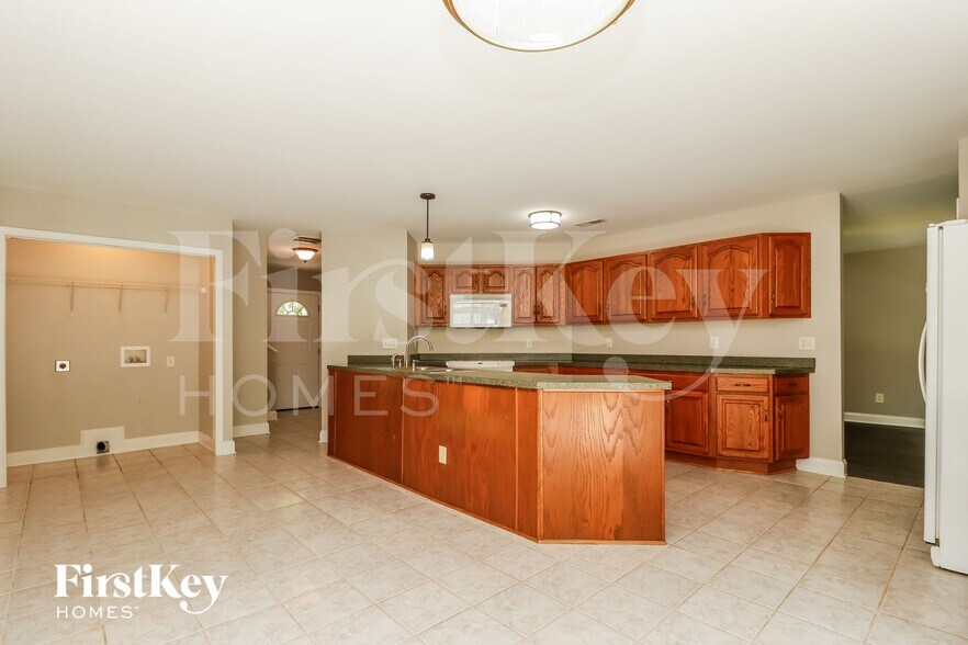 Building Photo - 1237 State Rd S-8-806