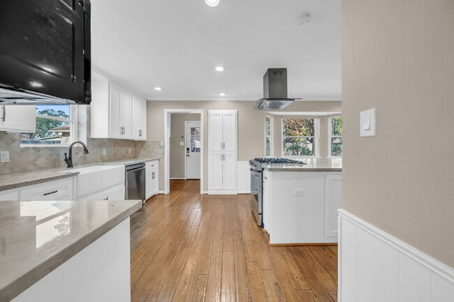 Building Photo - Welcome to this stunning 4-bedroom, 2.5-bath home on a quarter of an acre lot nestled in the high...