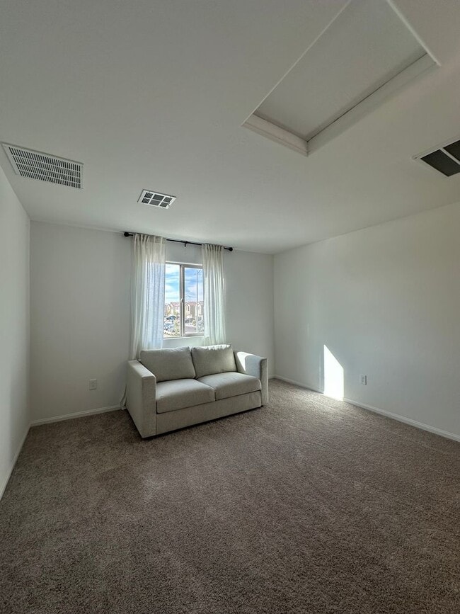 Building Photo - Beautiful Las Vegas Home!