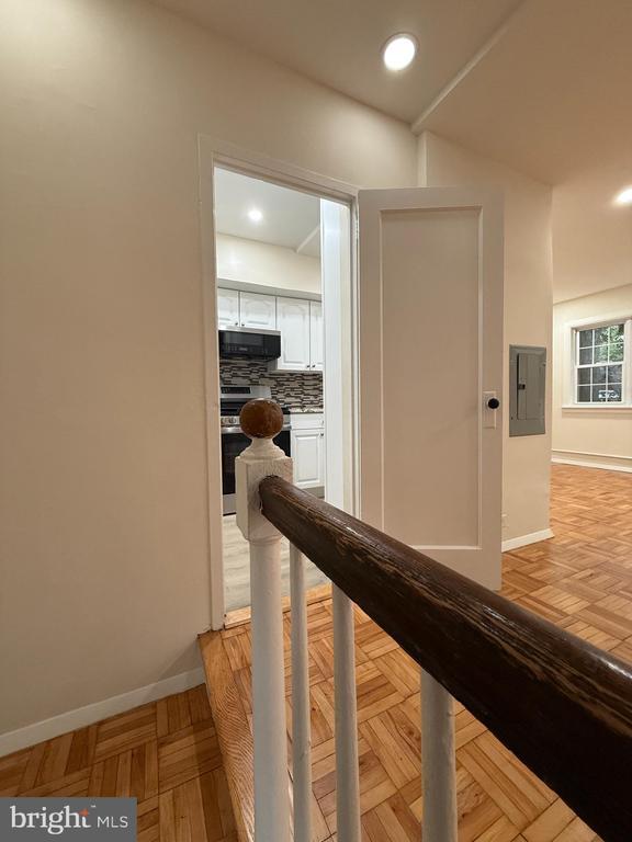 Building Photo - 3539 Martha Custis Dr