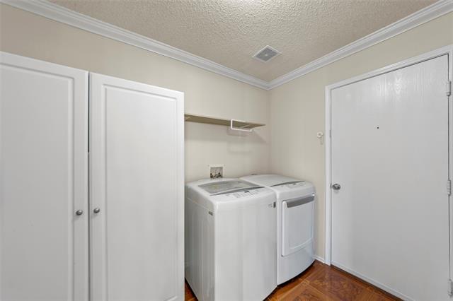 Building Photo - 1428 Thornhill Ln