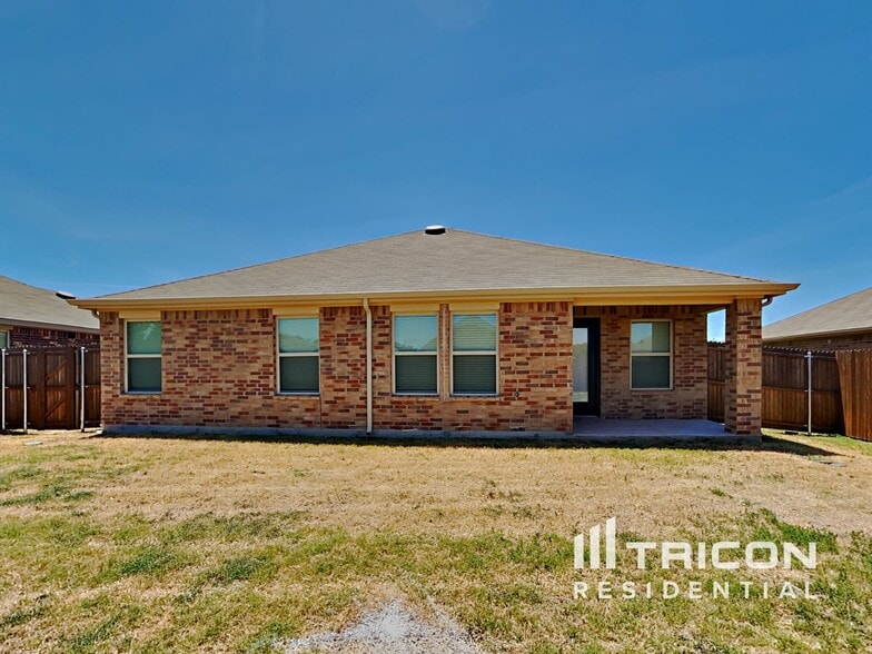 Building Photo - 2706 Darner Ct
