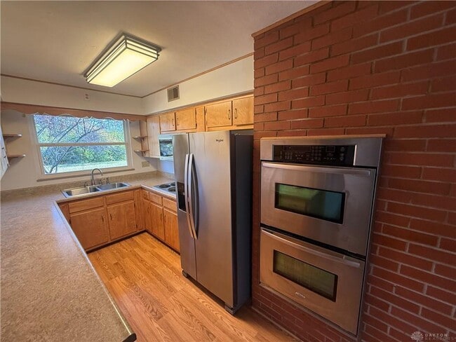 Building Photo - 3641 Maxton Rd