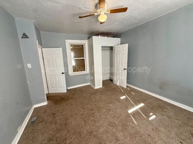 Building Photo - 900 Polk St