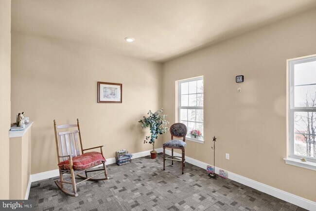 Building Photo - 113 Legacy Blvd