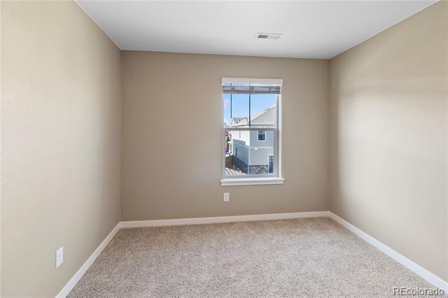 Building Photo - 827 Quatar St