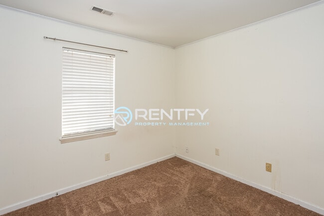 Building Photo - 1630 Pamela Lorraine Dr