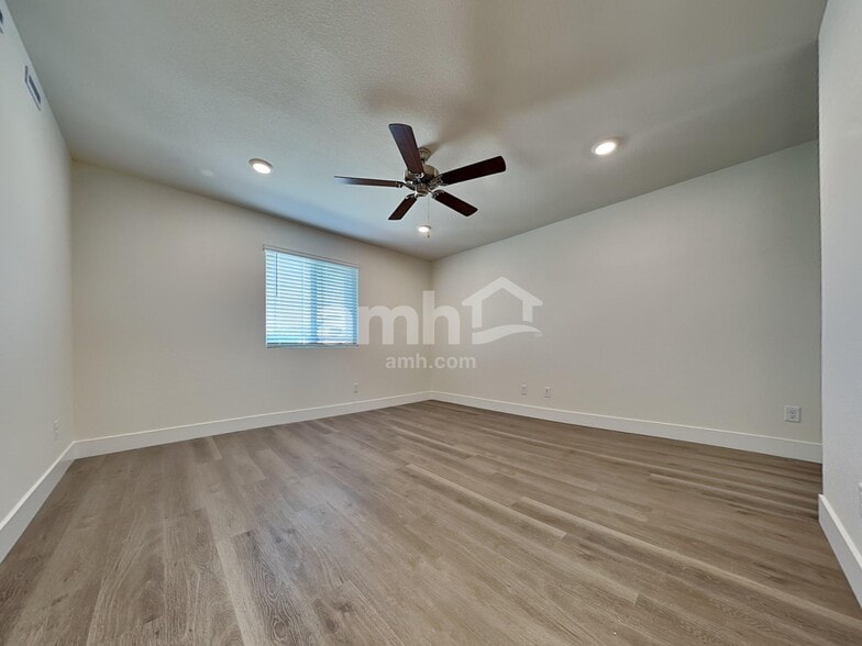 Building Photo - 9140 Taft Point Ct