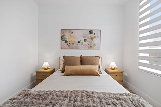 Building Photo - 1558 NW 1st St