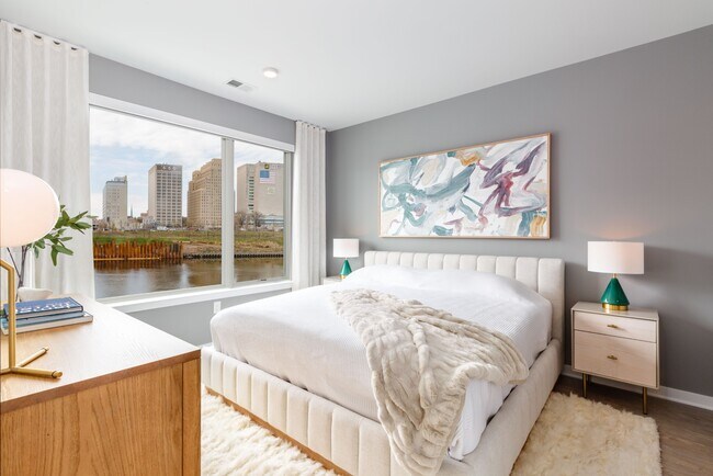 Primary Photo - 2 Bergen St