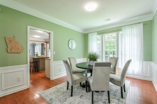 Building Photo - 508 Keeneland Ave