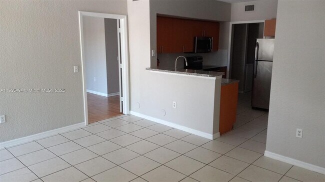 Building Photo - 1212 Belmont Ln