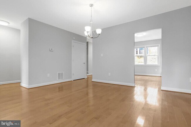 Building Photo - 2226 N Tuckahoe St