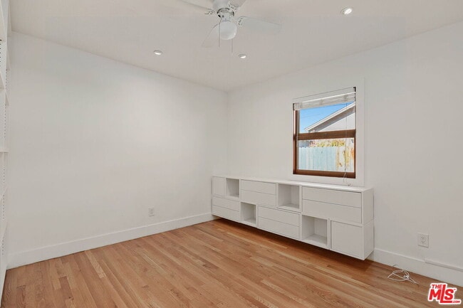 Building Photo - 1453 Hepner Ave