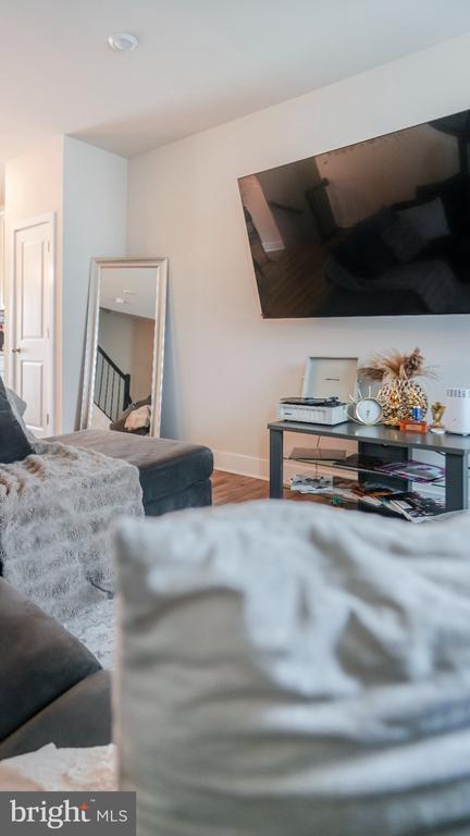 Building Photo - 11042 Corvin Pl