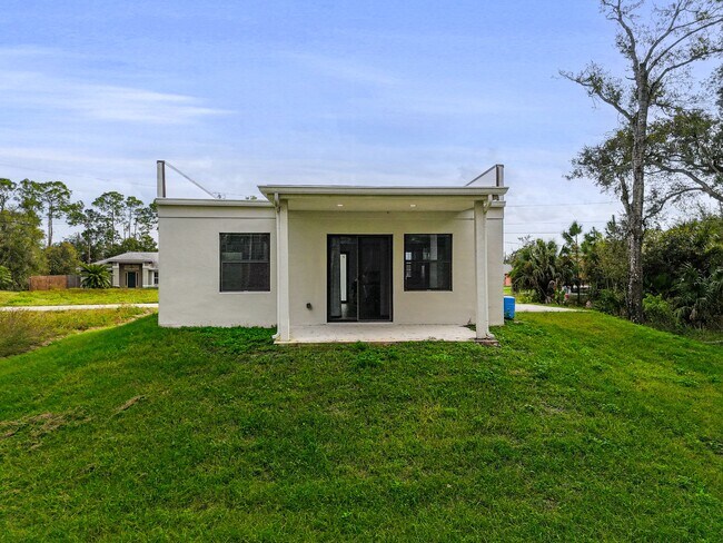 Building Photo - 1911 Lorna Ave