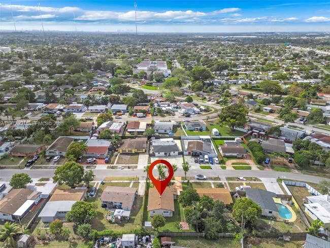 Building Photo - 6863 SW 21st St