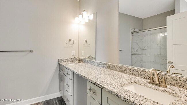 Building Photo - 2272 Dolphin Shores Dr SW