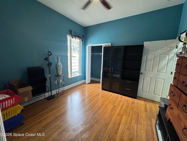 Building Photo - 5900 Herons Landing Dr