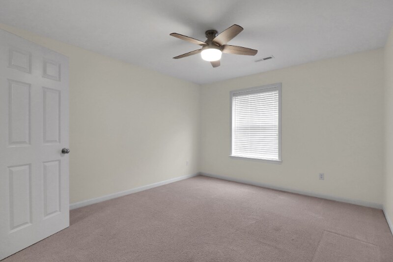 Building Photo - 6743 Palmetto Dr