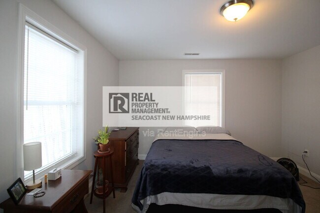 Building Photo - 20 Hanson St