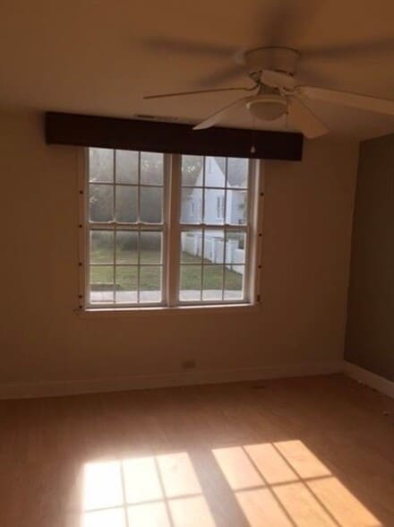 Building Photo - 394 Race St