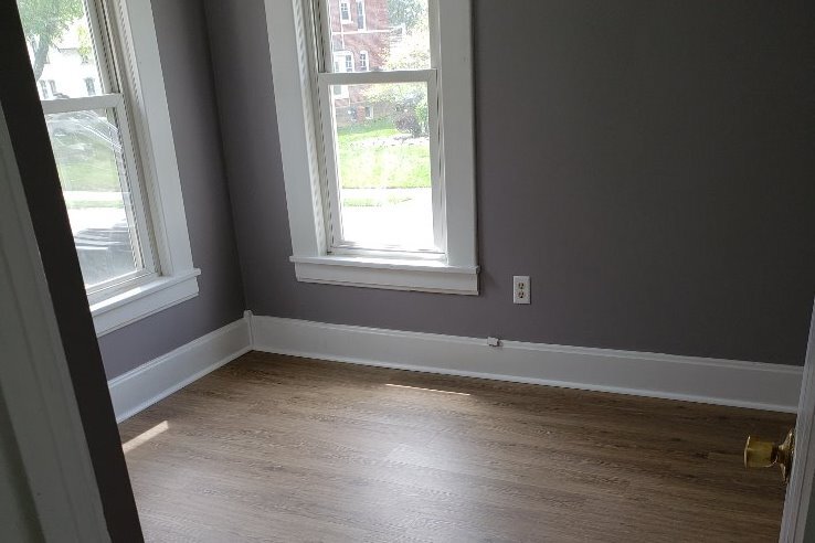 Building Photo - 1152 N Columbus St