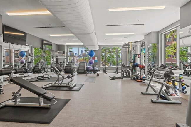 Building Photo - 9 Ave at Port Imperial