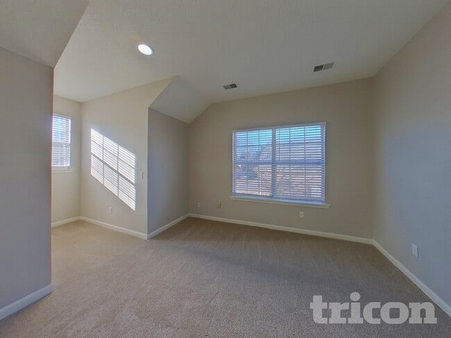 Building Photo - 409 Glen Eagle Cir