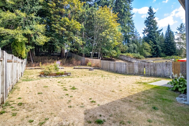 Building Photo - 5823 186th Ave Ct E