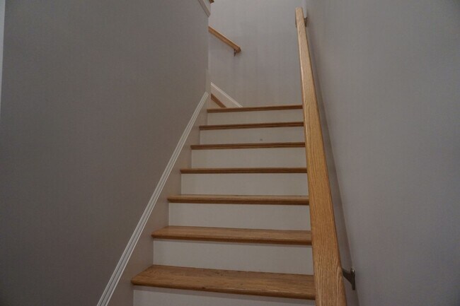 Building Photo - $3,850 Renovated 3BR Near Boston College | Parking Included | Updated Kitchen & Bath